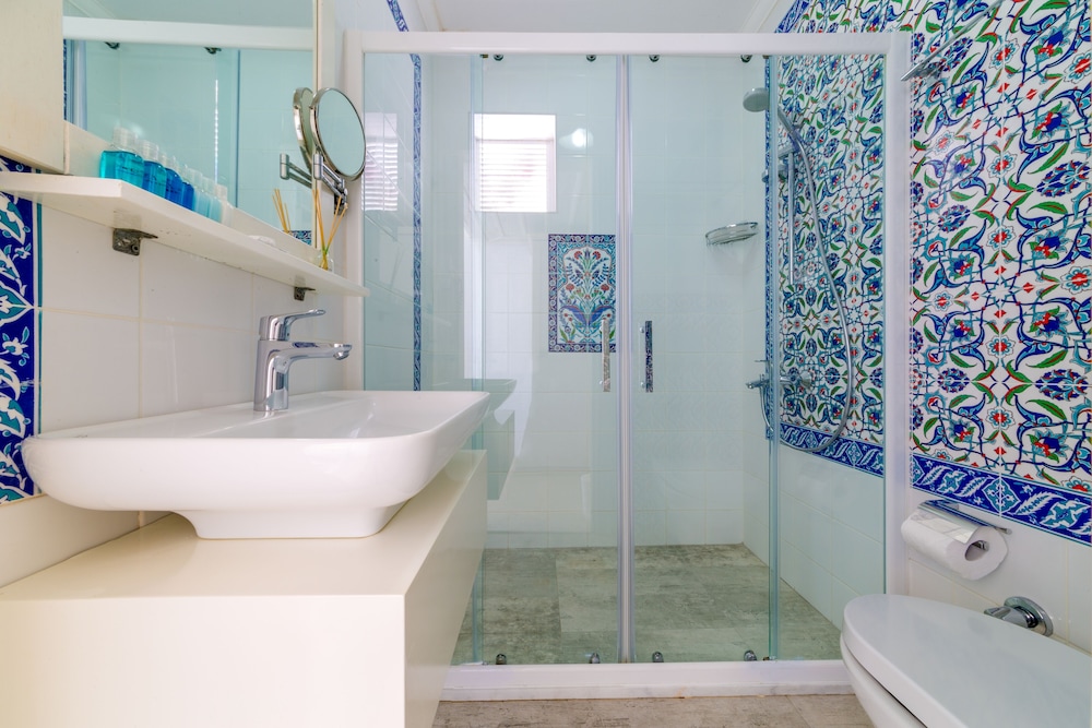 OTEL MAVI BEYAZ 49/50