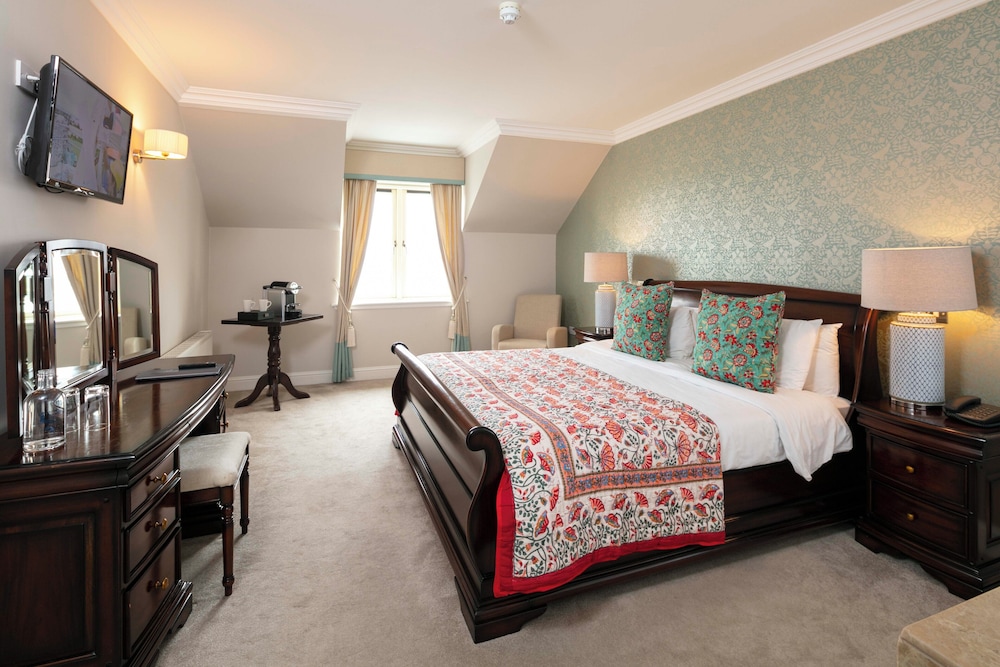 The Schull Harbour Hotel 22/56