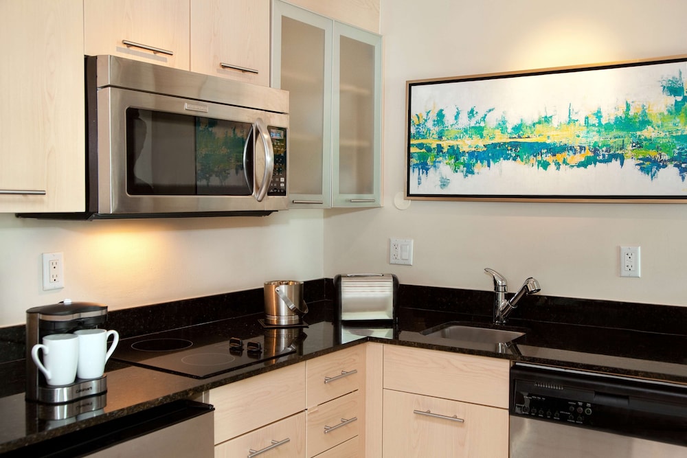 GALLERYone - a DoubleTree Suites by Hilton Hotel 43/81