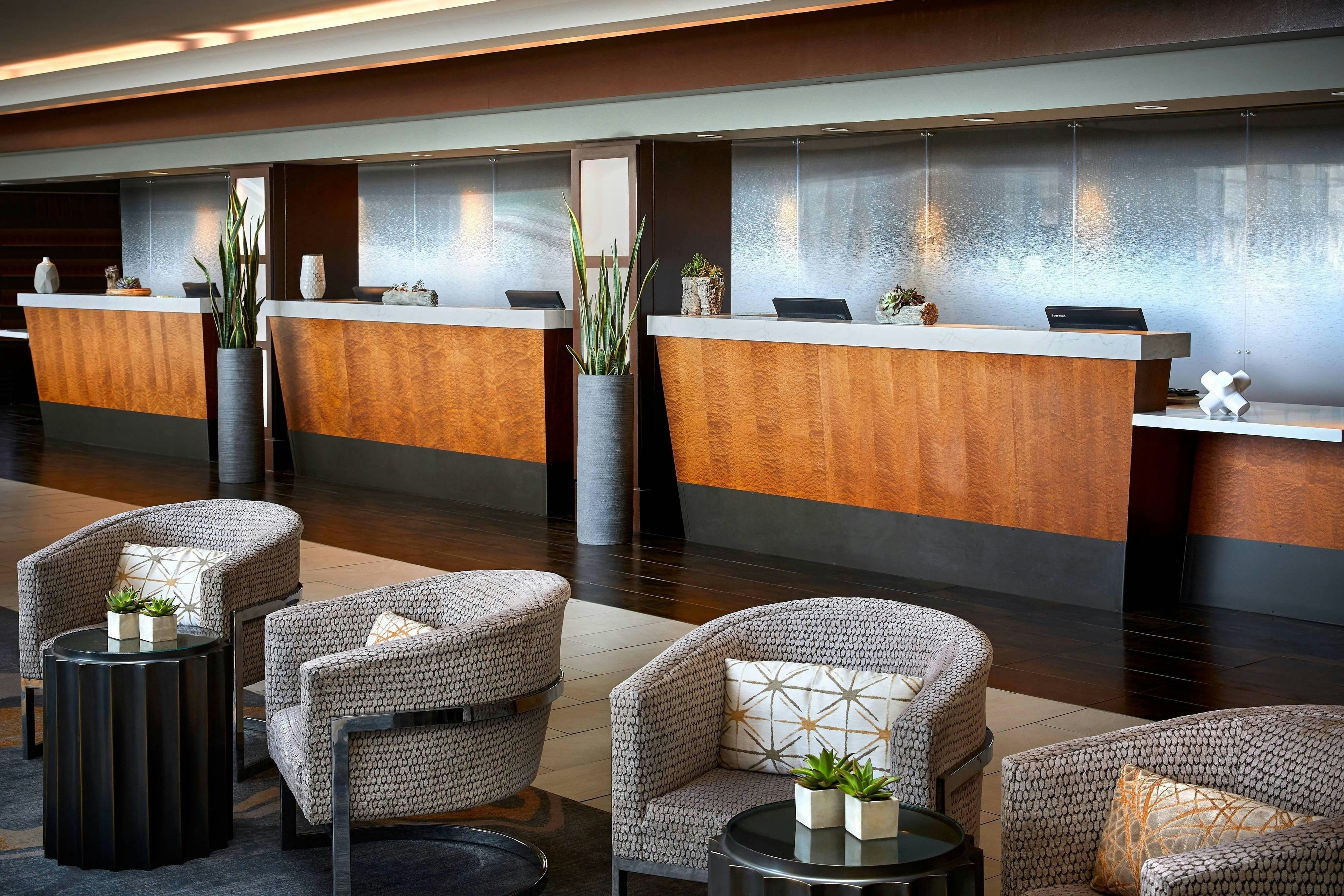 Lobby at San Francisco Airport Marriott Waterfront, BURLINGAME - CA
