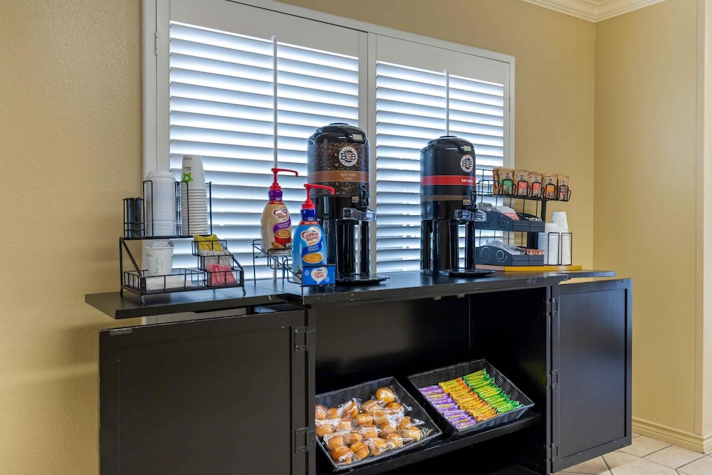 Extended Stay America - San Antonio - Airport 34/56