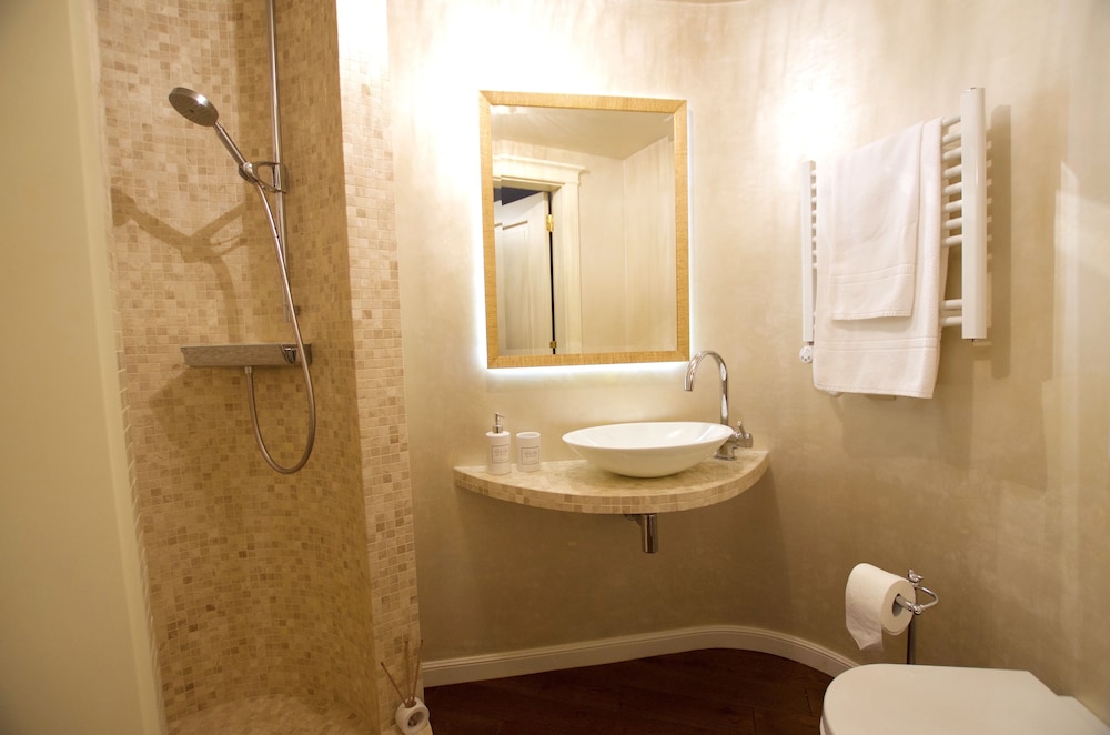 A11 Apartments & Spa Dermique 45/50