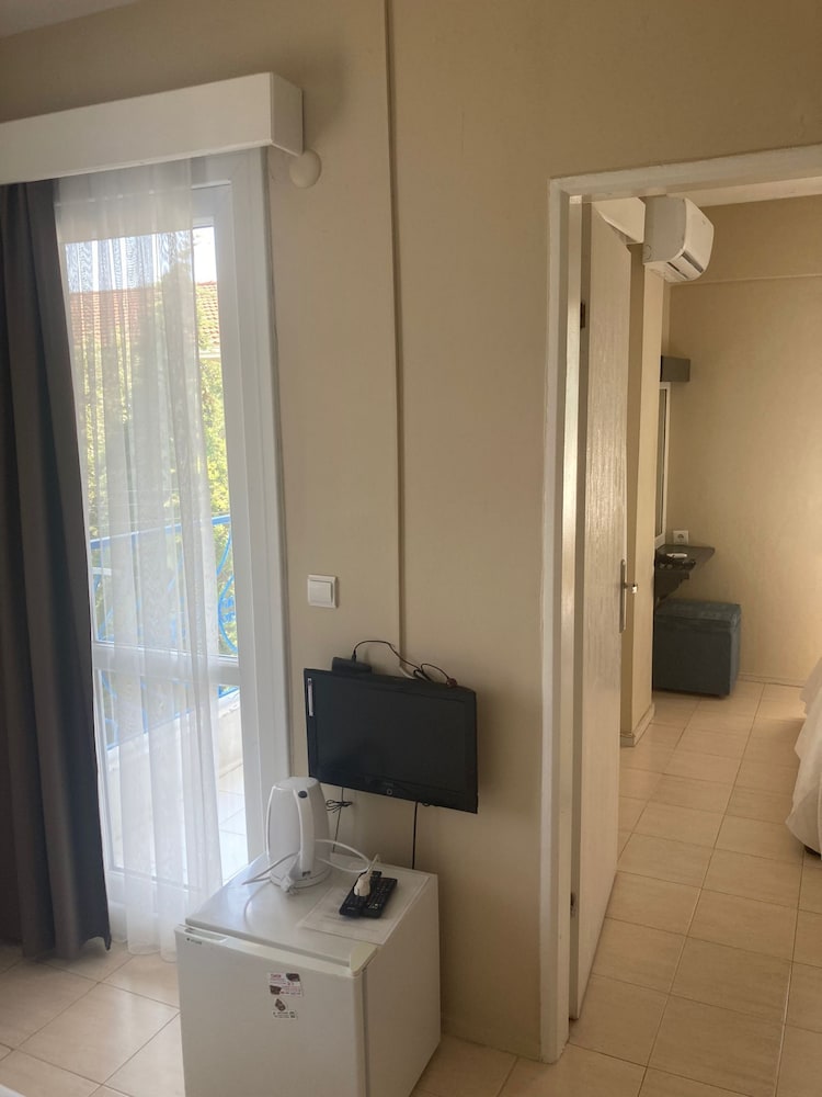 Koz Marigold Suites and Apartments 30/46