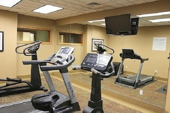 HOLIDAY INN EXPRESS HOTEL AND SUITES BOZEMAN WEST 42/75