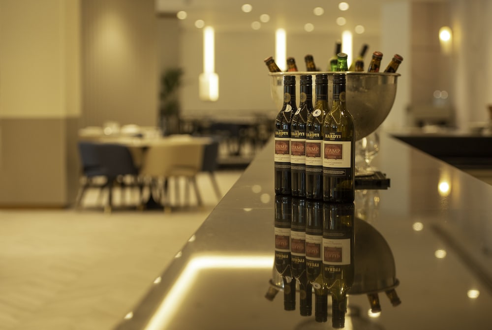 Sheraton Abu Dhabi Hotel & Resort photo2