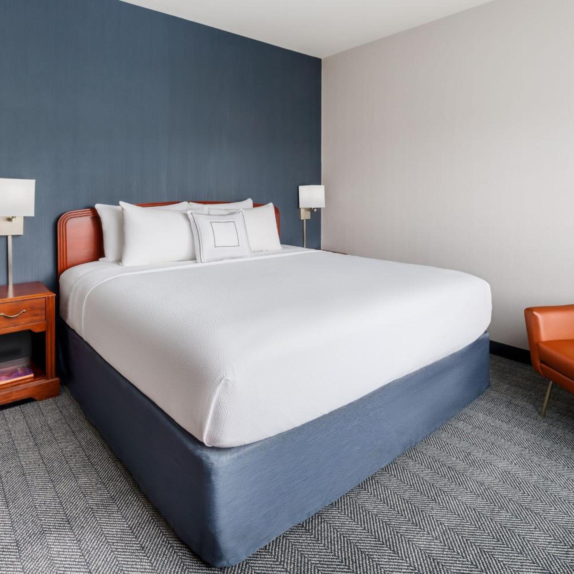 Room, King Bed, Sofa, Bathtub, Accessible