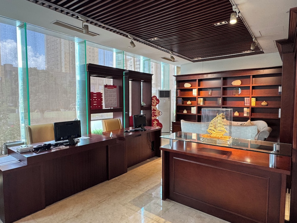 Lobby at Tonglu World Trade SSAW Boutique Hotel, HANGZHOU