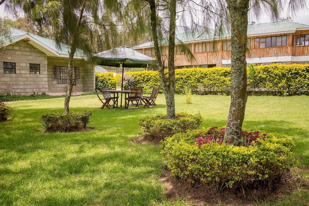Fina Gardens Resort 29/31