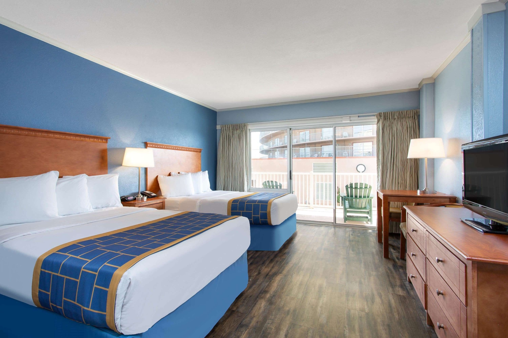 Room, 2 Double Beds, Pool Side