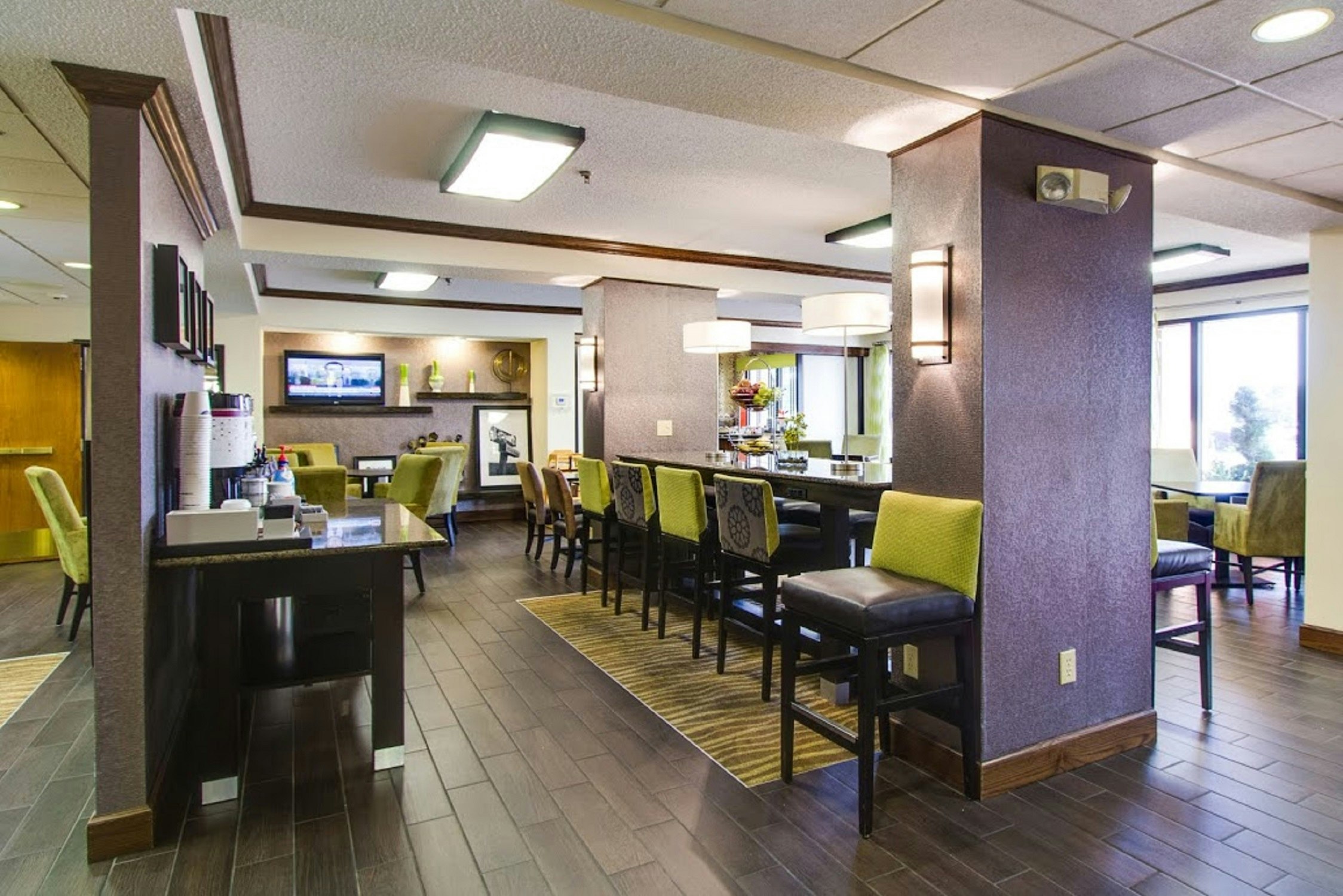 Hampton Inn Salina 28/46