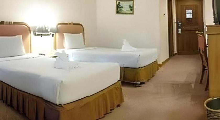 Sakura Hotel Hat Yai 35/47