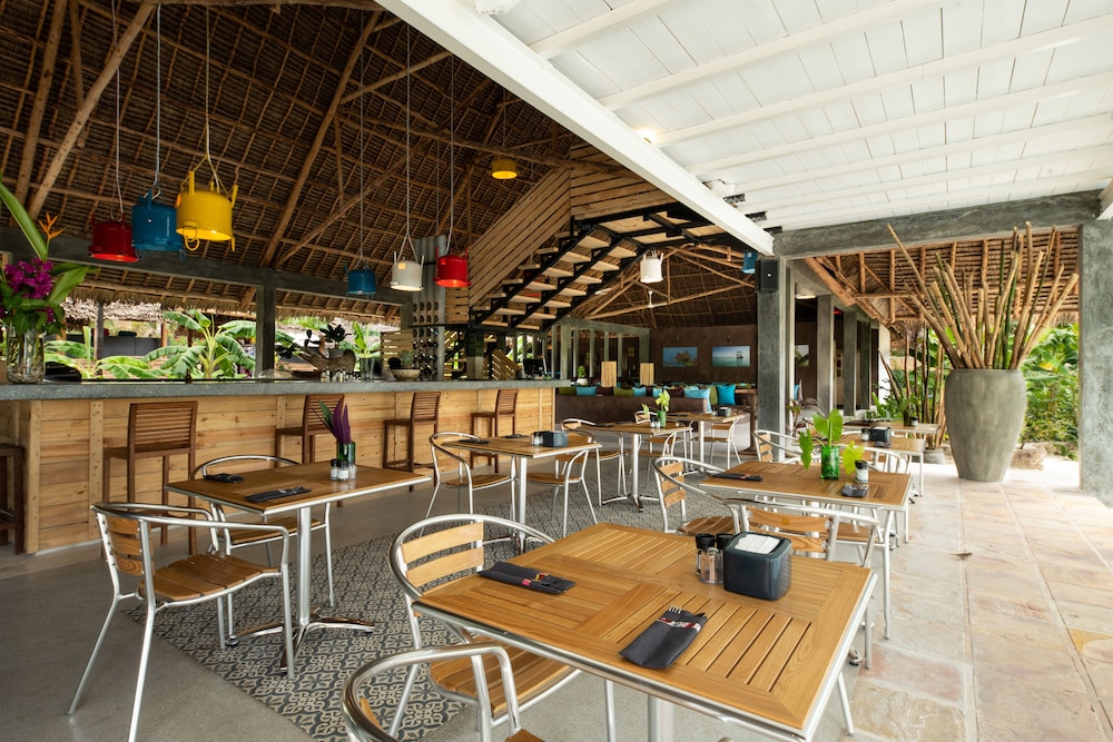 Fun Beach Resort 24/50