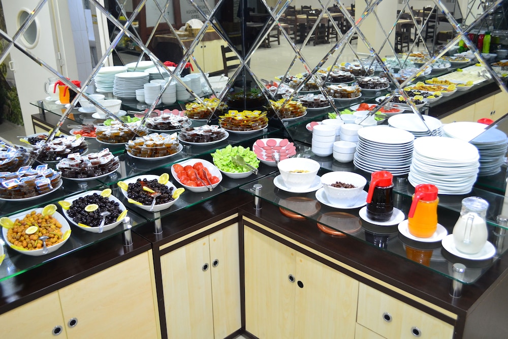 Adana Kucuksaat Hotel 29/37
