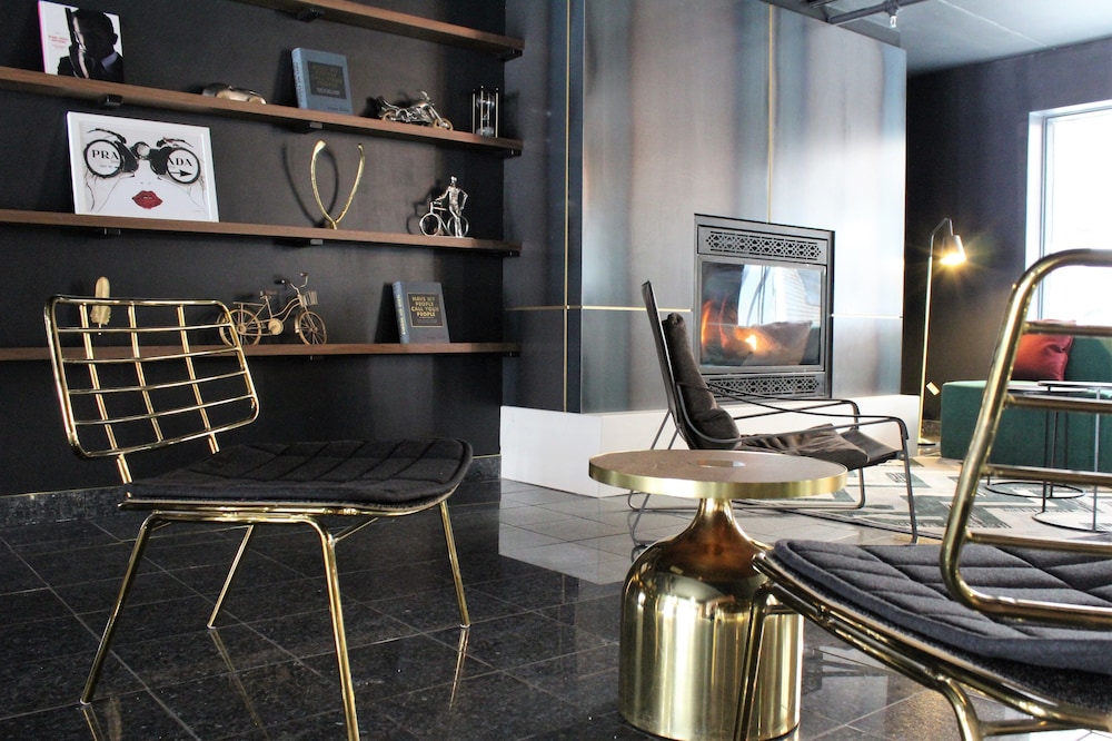 Lelux Hotel 32/52