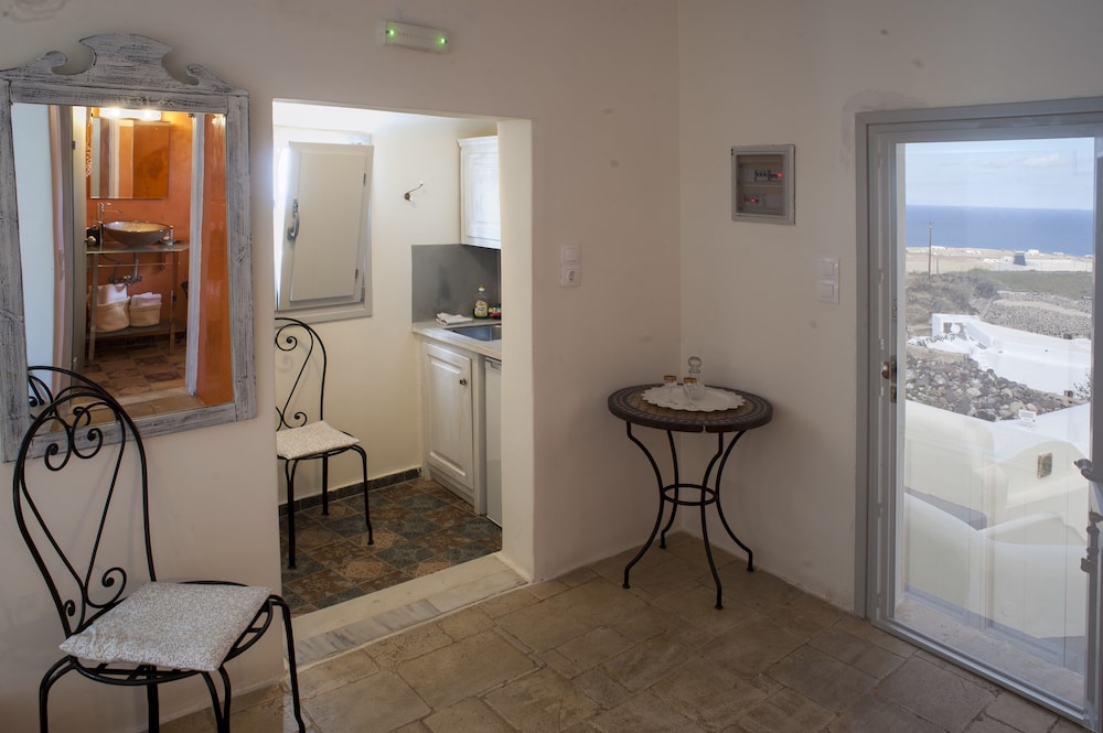 Heliophos Boutique Hotel 40/50