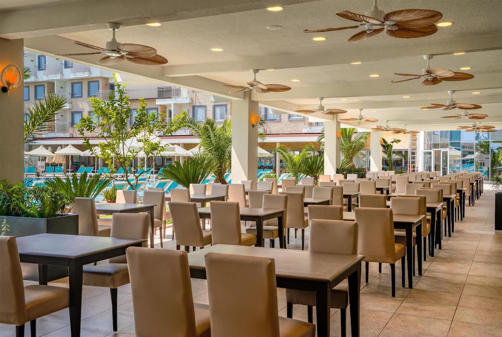 SIDE ALUNA HOTEL 34/50
