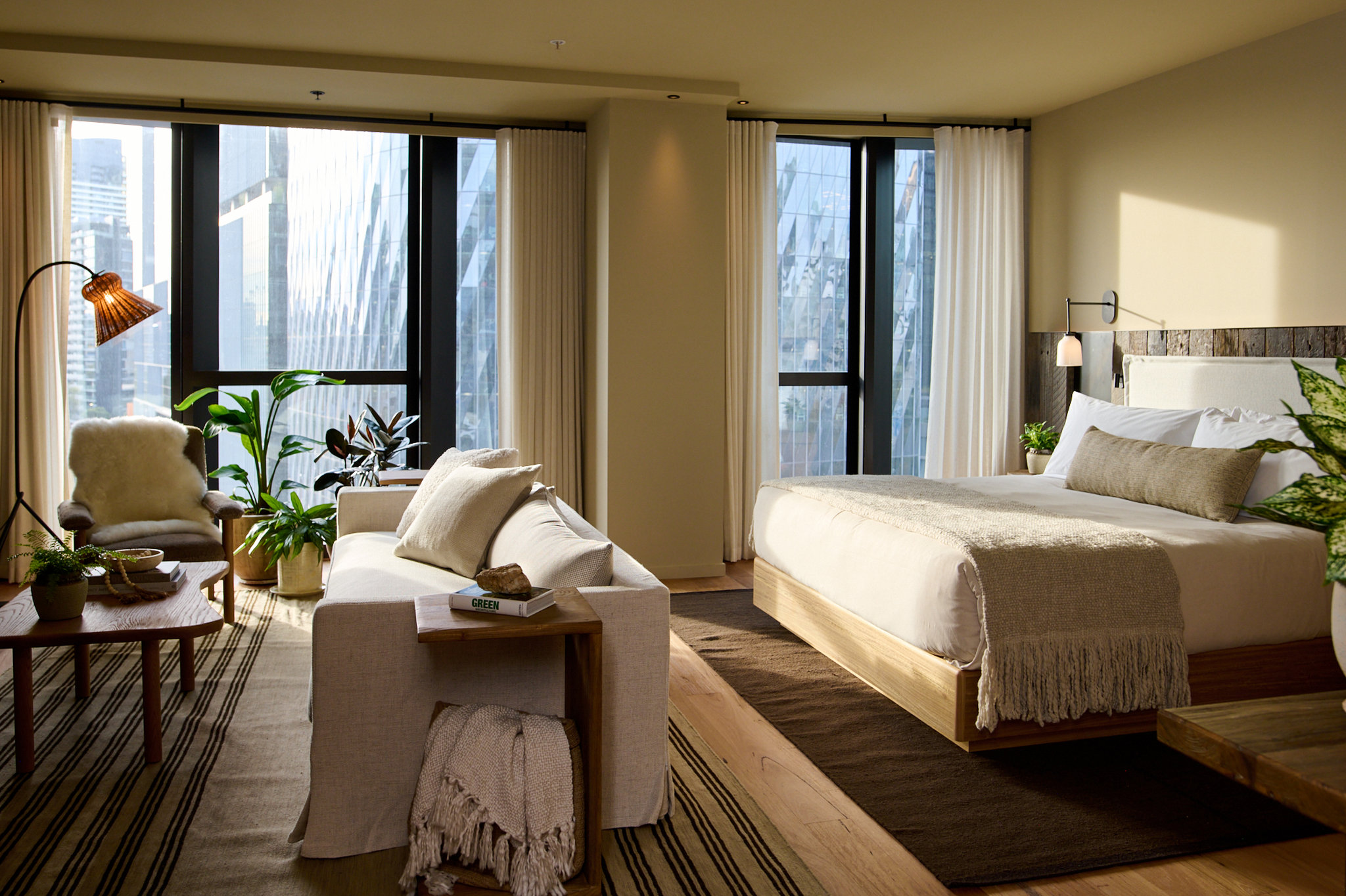 Reserve, City, Suite