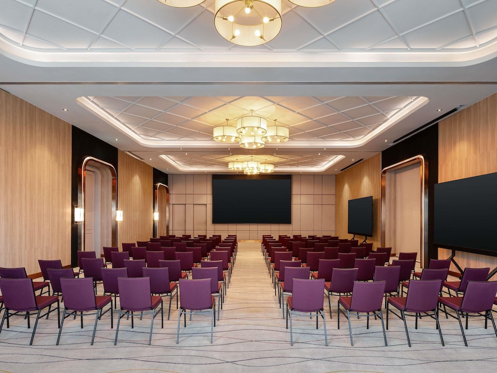 Mercure Bangkok Sukhumvit 24 63/75