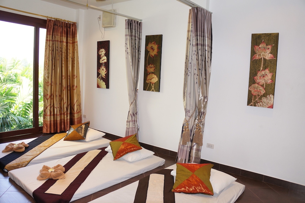 VIP Chain Resort Pool Villa 9/50