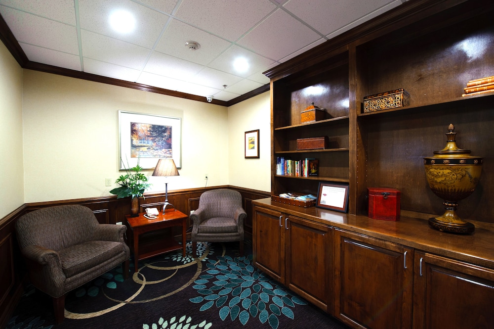Staybridge Suites Corpus Christi 50/68