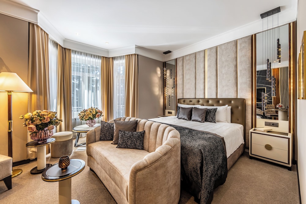 Glamour, Suite, King Bed