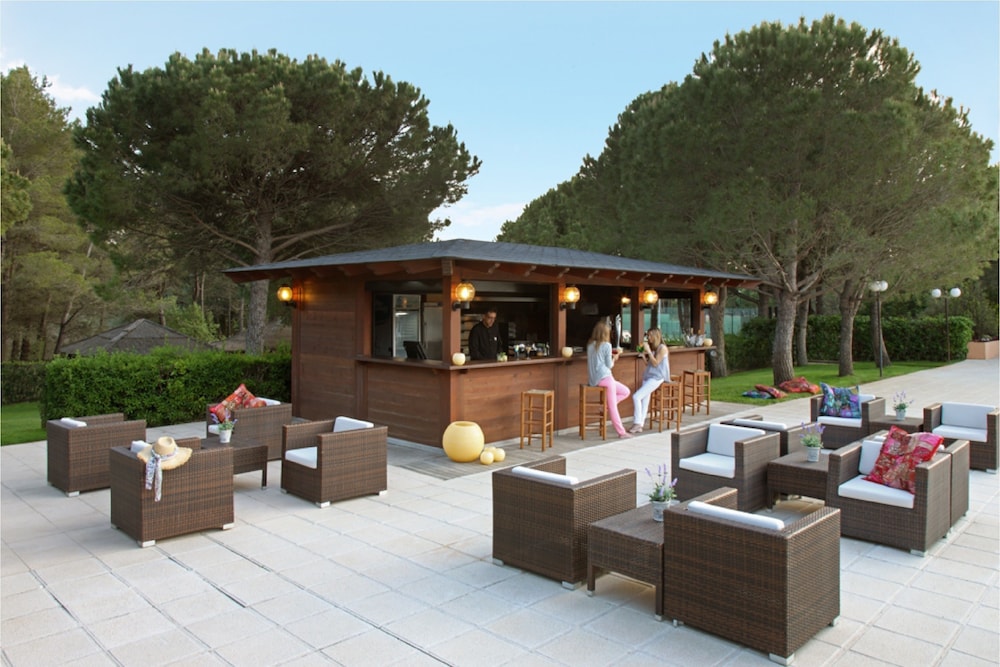 La Costa Golf and Beach Resort 5/50