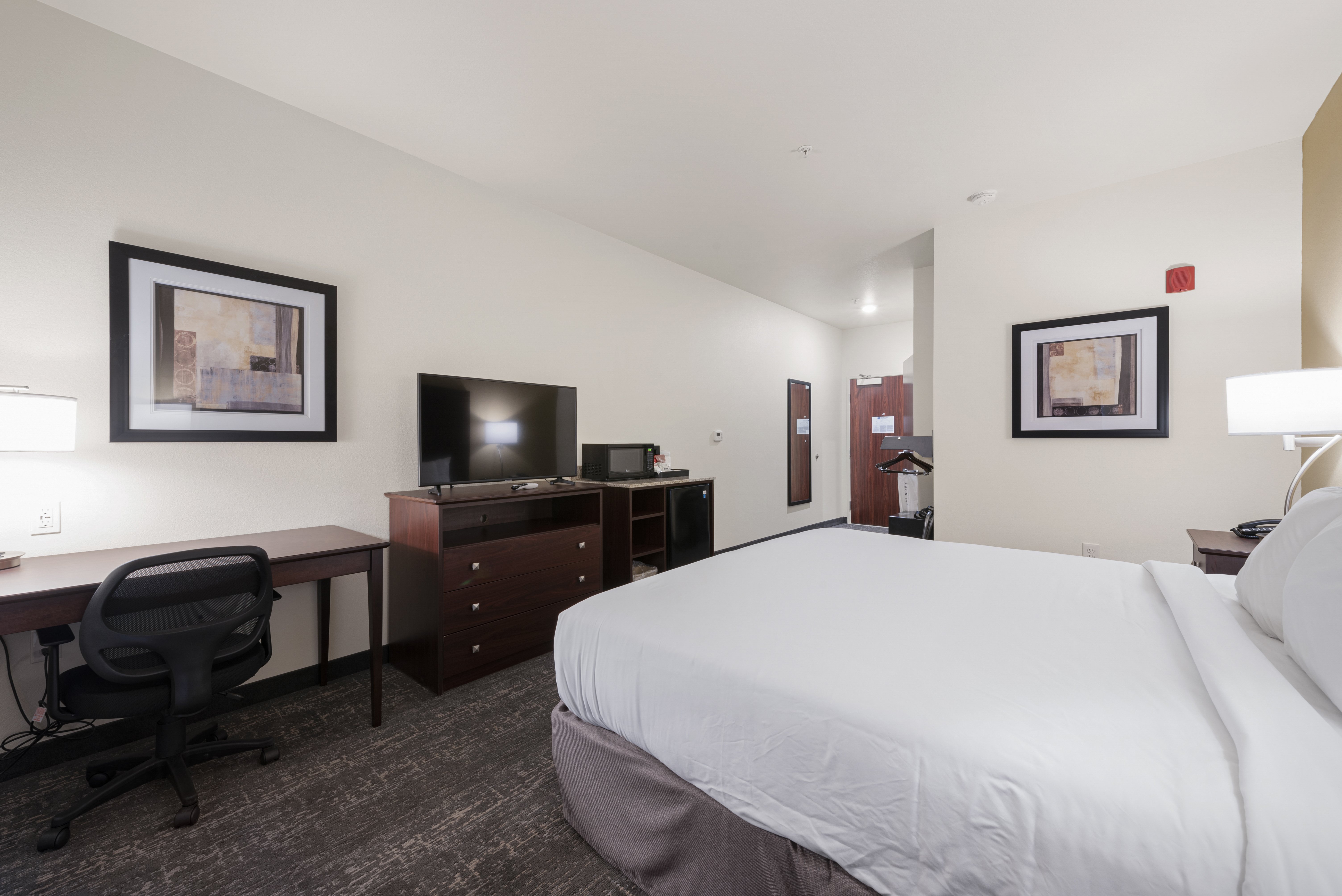 Cobblestone Hotel & Suites - Urbana 15/69