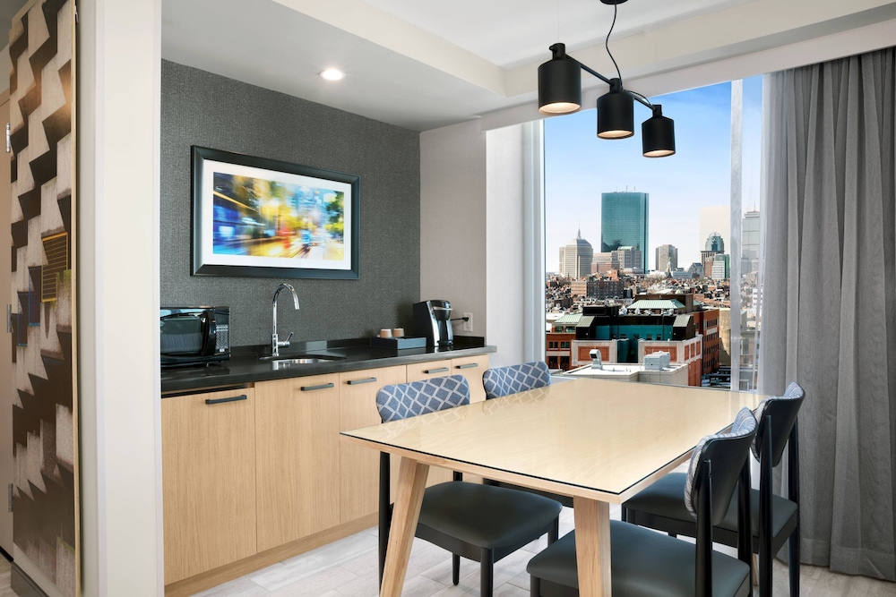 Courtyard by Marriott Boston Downtown/North Station 42/51