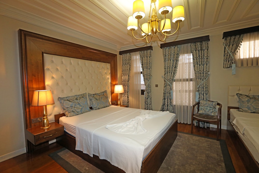 Mezzo Hotel 30/56