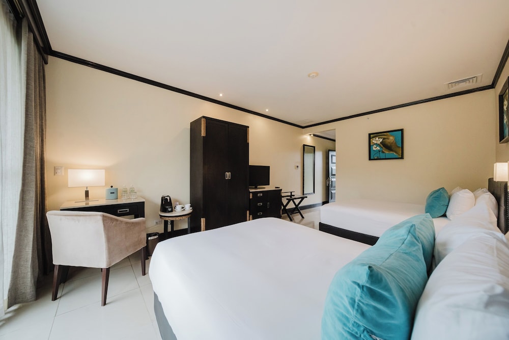 Royal Corin Thermal Water Spa and Resort 30/68