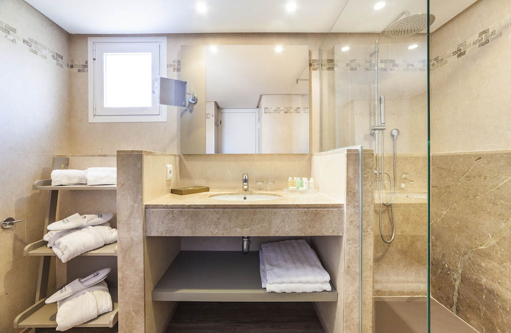 INSOTEL TARIDA BEACH SENSATORI RESORT 50/50
