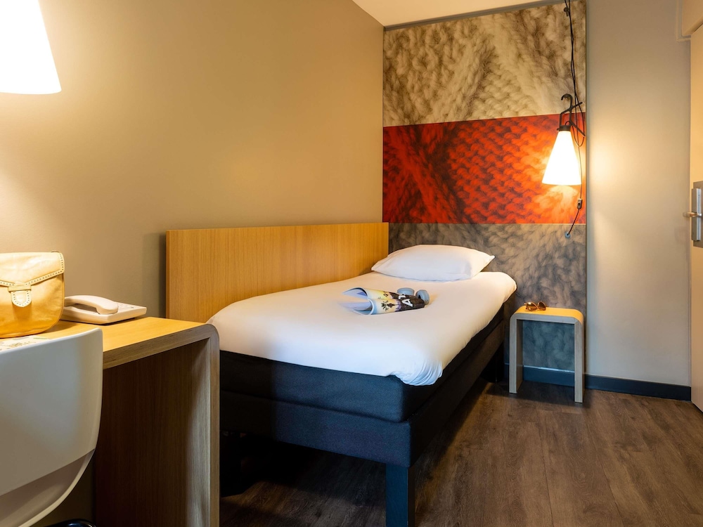 IBIS LEUVEN CENTRUM 25/57