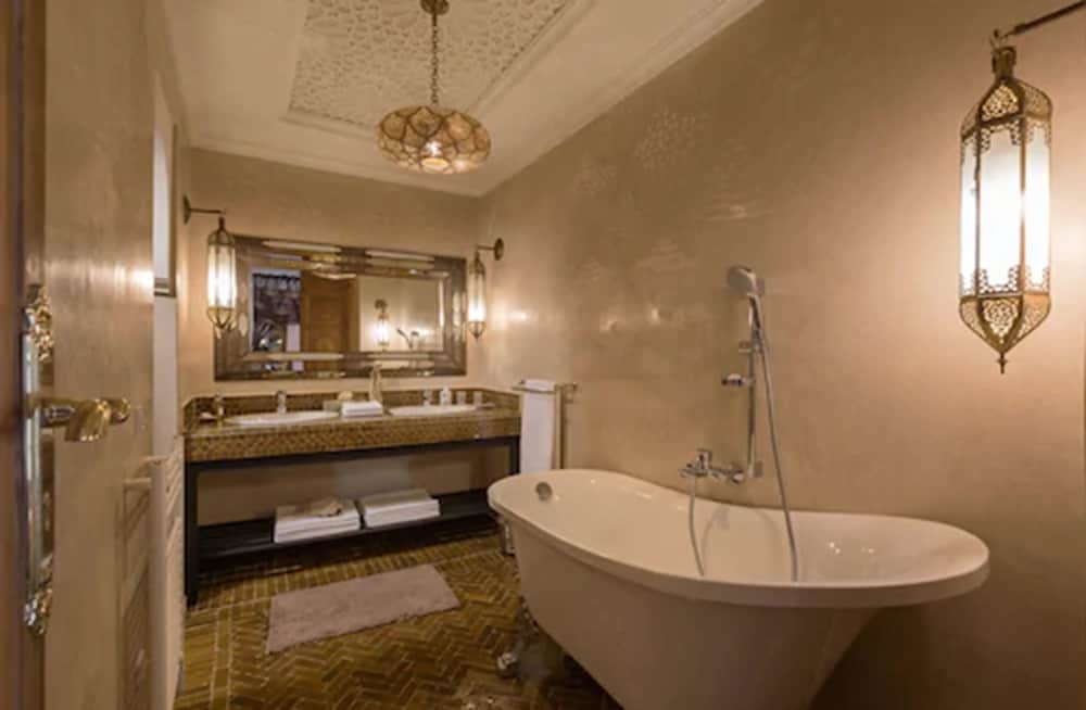 Riad Kheirredine 42/69