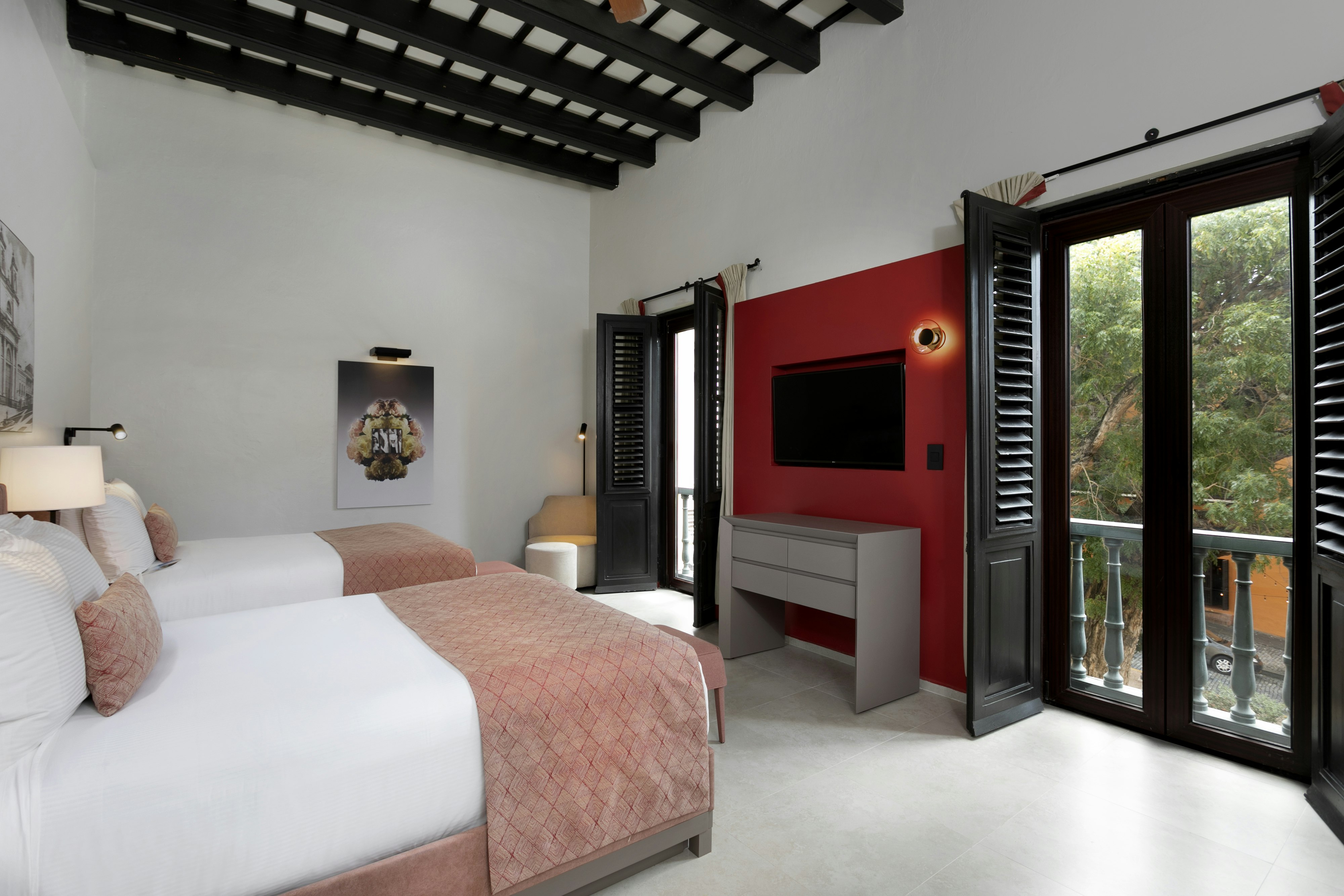 El Convento Hotel 21/75