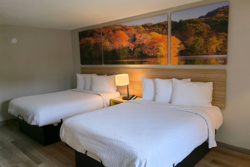 Room, 2 Queen Beds