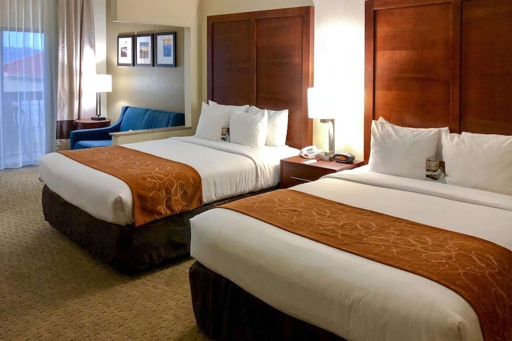 LUXURY, DOUBLE BED, MOUNTAIN VIEW, BALCONY
