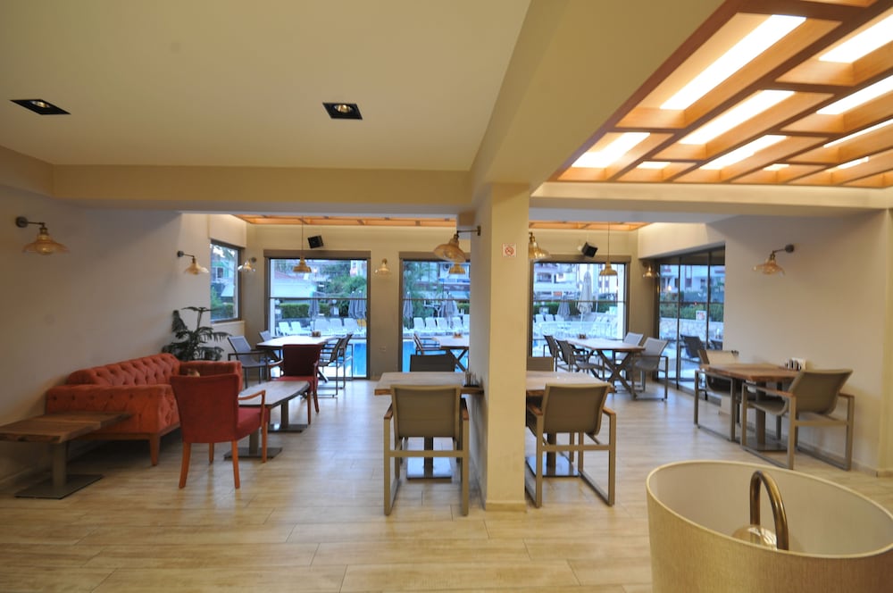 Greenpark Apartments 34/49