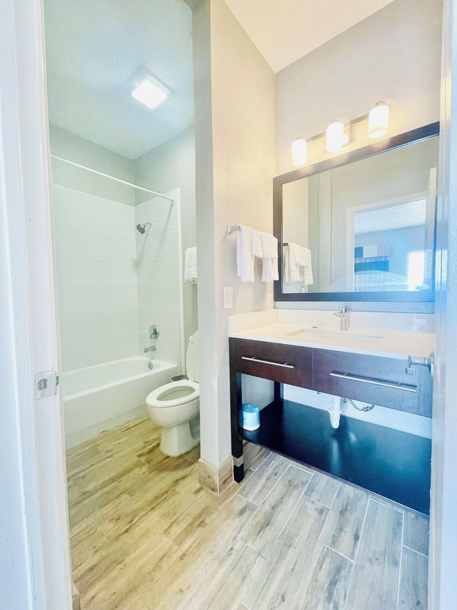 Americas Best Value Inn Arlington 18/18