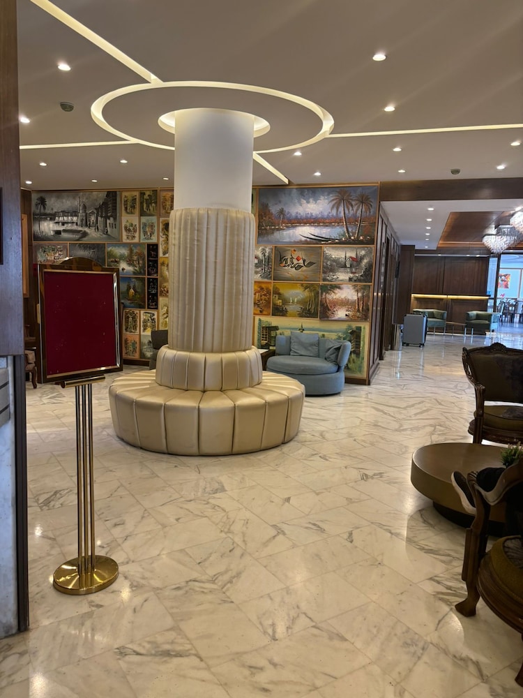Orchid Hotel 28/34