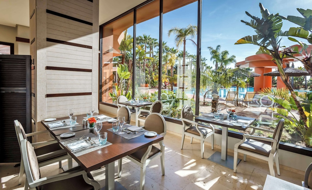 Royal Hideaway Sancti Petri A Member of Barcelo Hotel Group 56/72