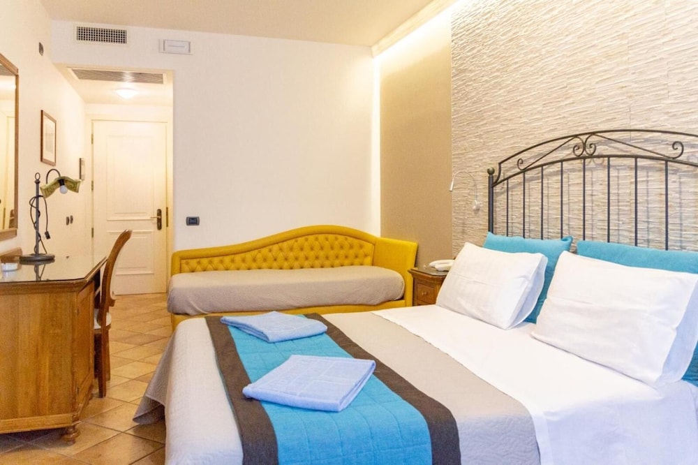 Hotel Ristorante Trinacria 14/50