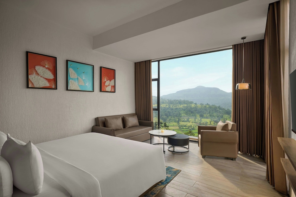 The Fern Heaven on The Hills, Hatgad-Saputara 14/60