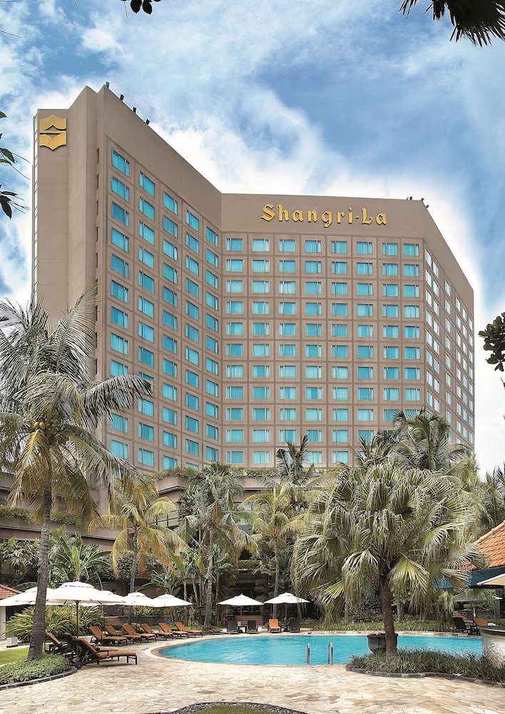 Shangri La Hotel Surabaya Kt 5/65