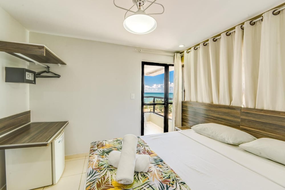 Vistamar Hotel 7/46