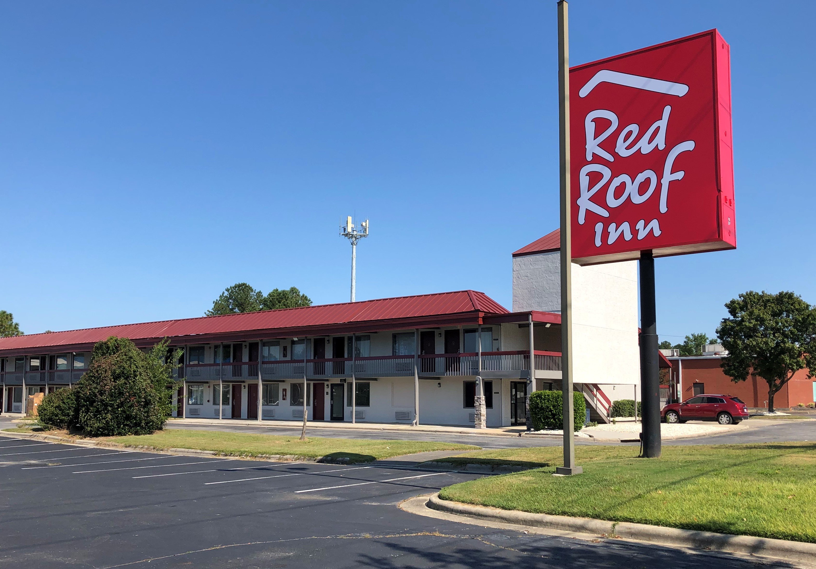 Red Roof Inn Greenville, NC 1/6