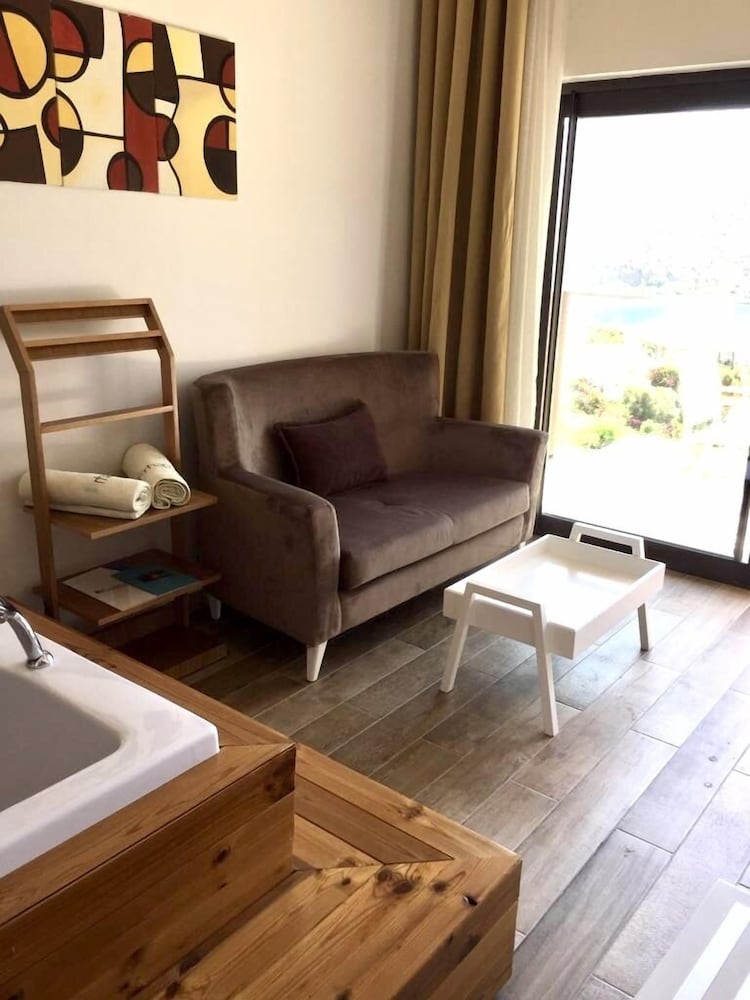 Rhapsody Hotel Kalkan - Adults Only +12 66/88