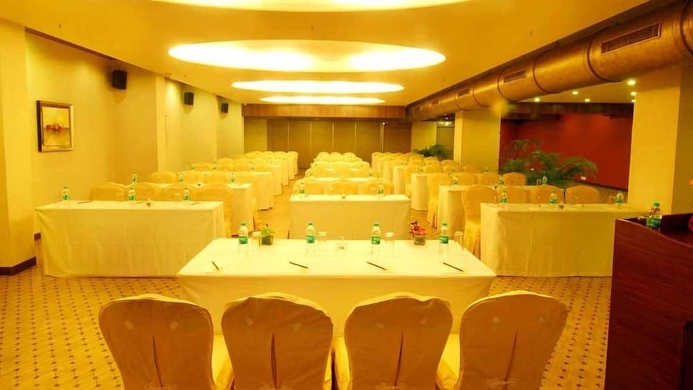 Sai Palace Hotel 27/31