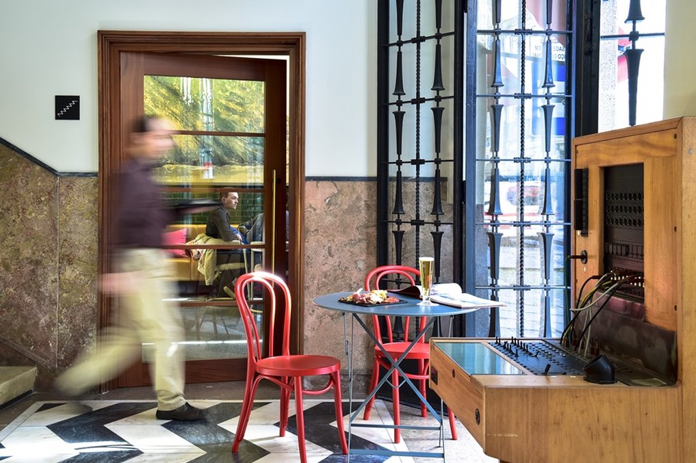 The Editory House Ribeira Porto Hotel 36/40
