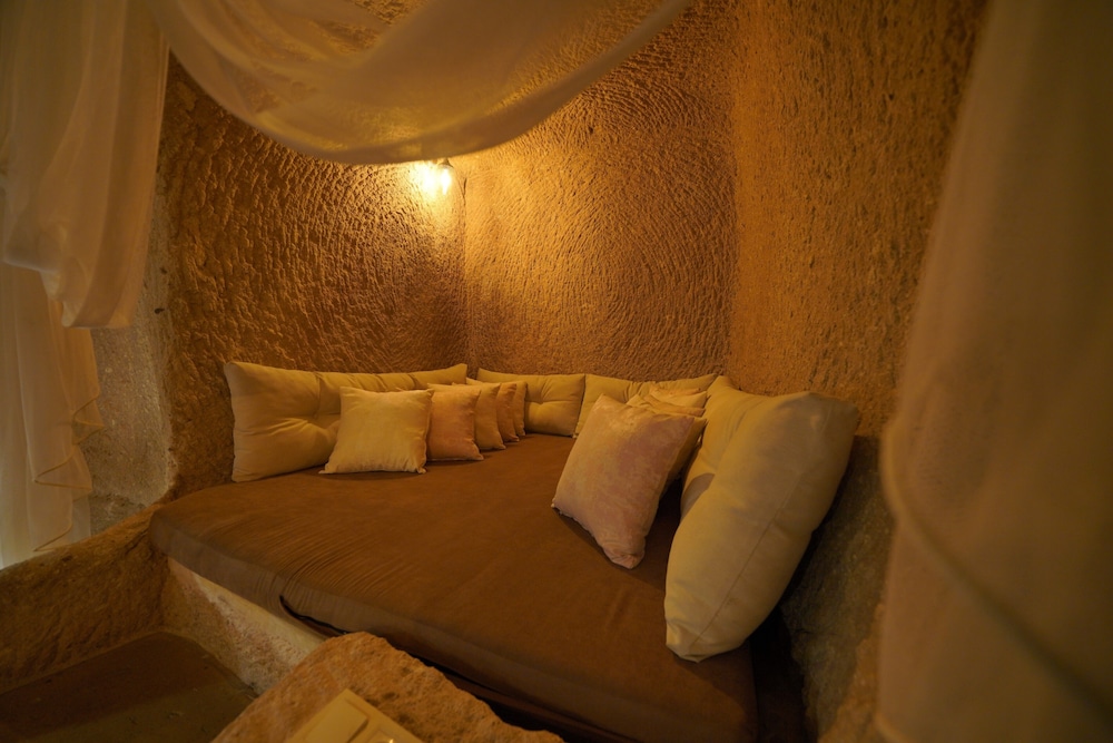 Maya Cave Hotel 27/50