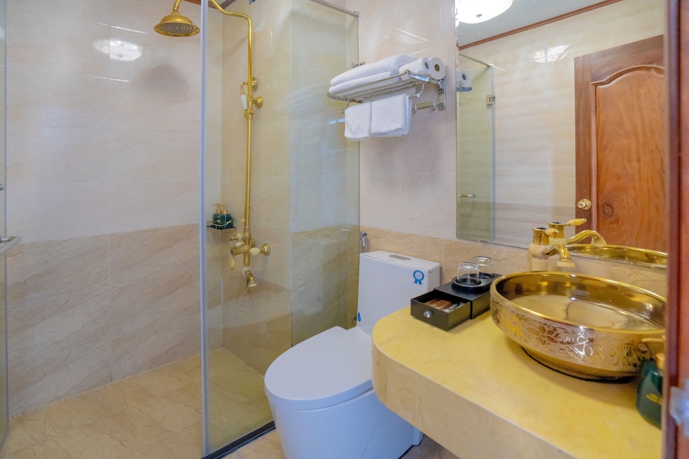 غرفة بسرير مزدوج بإطلالة على المدينة، King Palace Hotel & Spa 6/6